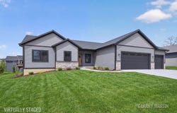 1845 Stratford Lane NW, Grand Rapids, MI 49534