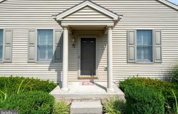 1001 SAINT ANDREWS COURT, MECHANICSBURG, PA 17050