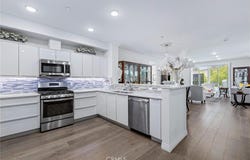 5253 Vantage Avenue, Valley Village, CA 91607