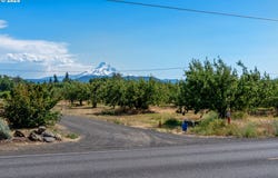 3820 BELMONT DR, Hood River, OR 97031