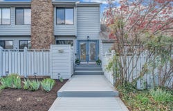 2437 S Clearing RD, Salem, VA 24153