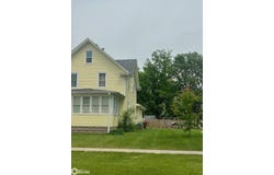 1012 Summer Street, Grinnell, IA 50112