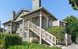 63 Lakeshore Ct, Richmond, CA 94804