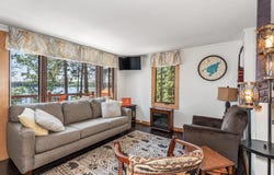 3615 HILLVIEW LN, Conover, WI 54519