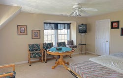 554 Pinecrest Drive, Pocono Pines, PA 18350