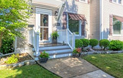 464 Kalamazoo Street, South Haven, MI 49090