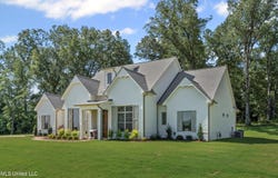 5243 Camp Crossing Crossing, Hernando, MS 38632