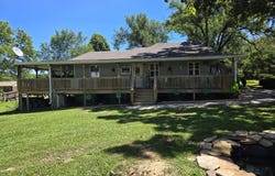 308 E James Street, Mountain View, MO 65548