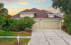 444 YORK DALE Drive, RUSKIN, FL 33570
