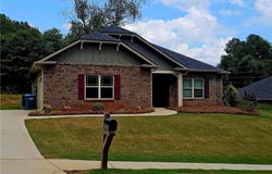 30 Forest Bend Dr, Jefferson, GA 30549