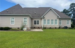 1110 Laurel Oak Lane, Lumberton, NC 28358