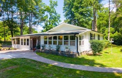 336 Greens Creek Rd, Sylva, NC 28779