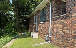 111 N Levering Avenue, Hannibal, MO 63401