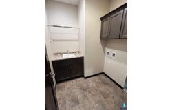 8113 W 24th St, Sioux Falls, SD 57106