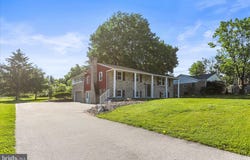 930 WESTMINSTER Avenue, HANOVER, PA 17331