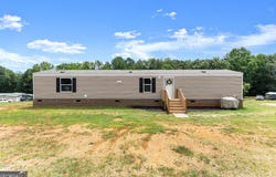 303 Blakely Chappelear Road, Martin, GA 30557