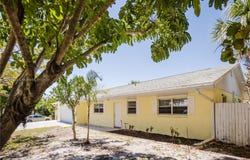 2212 NE 21st Ave, Jensen Beach, FL 34957