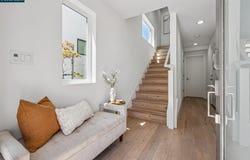 132 Pioneer Ave, Walnut Creek, CA 94597