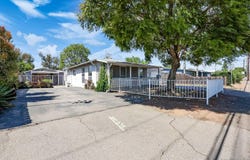 414 E Lincoln Ave, Escondido, CA 92026