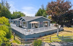 1975 SHOREPINES DR, Coos Bay, OR 97420