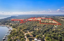 696 E Will White Road, Tool, TX 75143