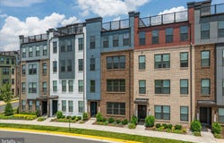 20316 NEWFOUNDLAND Square, ASHBURN, VA 20147