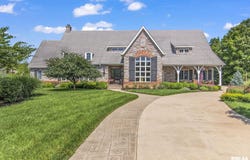 4 FOX Point, Rochester, IL 62563