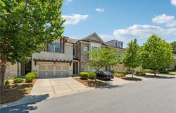 2058 Glenview Park Circle, Duluth, GA 30097