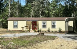 48 Little Pacific Dr., Hattiesburg, MS 39402