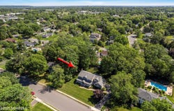 10 Woods Road, West Long Branch, NJ 07764