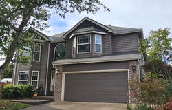 1069 Chardonnay Lp NE, Keizer, OR 97303