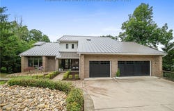 137 Summit Ridge Road, Hurricane, WV 25526