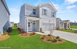 25 E Farley Drive, Hampstead, NC 28443
