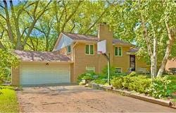 2561 Bittersweet Lane, Maplewood, MN 55109