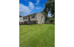 164 Summerberry Lane, Niles, OH 44446