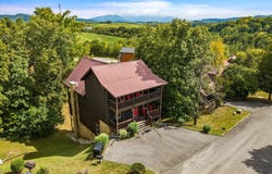 1544 Rainbow Ridge Way, Sevierville, TN 37862