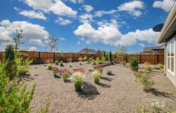 76 S Ziklag Ave, Kuna, ID 83634