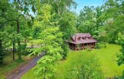 14253 Oakwood Ln, Denham Springs, LA 70726