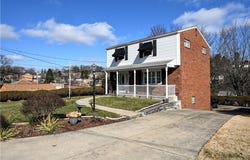 5015 Elmwood Dr, Baldwin Boro, PA 15227