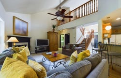 2827 Oak View Lane, Tobyhanna, PA 18466