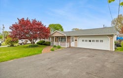 128 Windsor St, Fall River, MA 02723