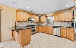 88 San Antonio Ave, Nutley Twp., NJ 07110-3035