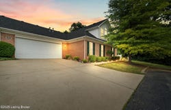 1002 White Pine Pl, La Grange, KY 40031