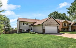 3729 Hamlet Avenue N, Oakdale, MN 55128