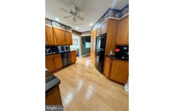 2071 PLEASANT DRIVE, BETHLEHEM, PA 18015