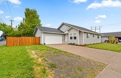 1107 ECHO HOLLOW Rd, Eugene, OR 97402