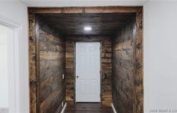 135 Abbott Road, Eldon, MO 65026