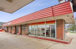 4326 University Ave, Cedar Falls, IA 50613