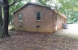 1707 Chatham Avenue, Siler City, NC 27344