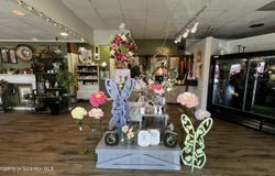 85 Main Street, Mayfield, PA 18433